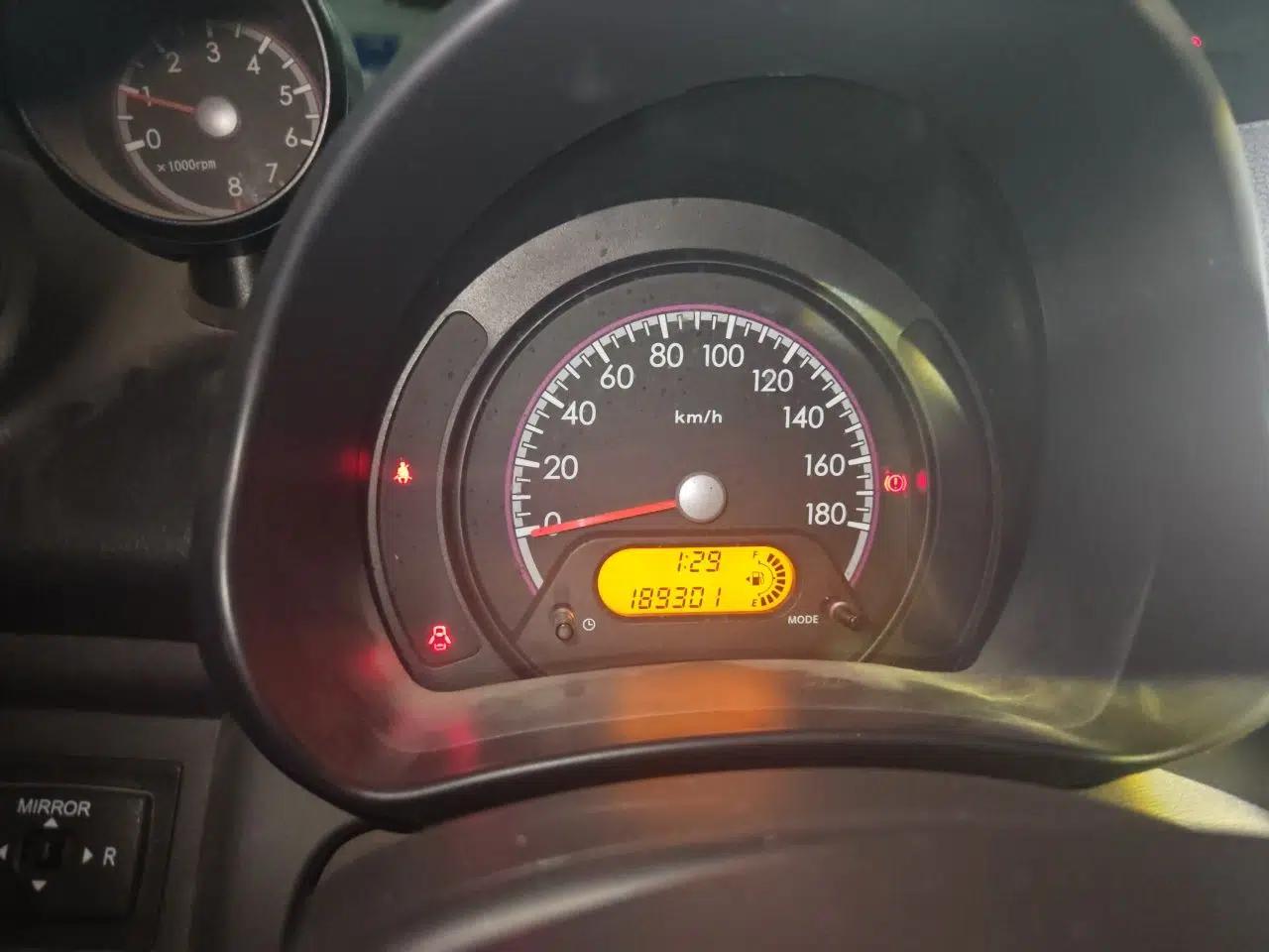 Suzuki Alto 2013 1.0L Manual Luxury Model — миниатюра 12