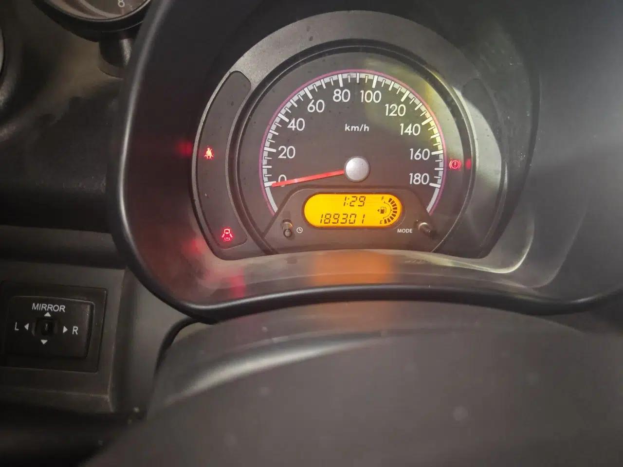 Suzuki Alto 2013 1.0L Manual Luxury Model — миниатюра 13