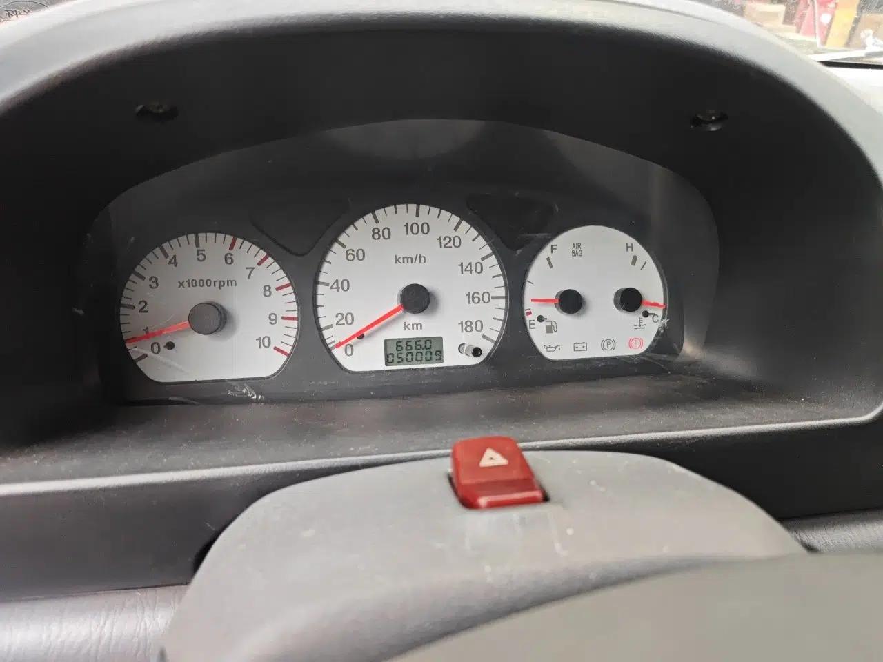 Suzuki Wagon R 2012 Entrepreneur Edition 1.0L Manual - Overdrive Type — миниатюра 12