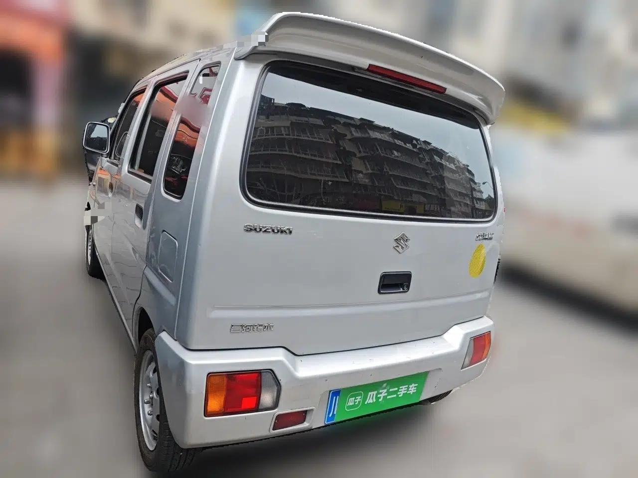 Suzuki Wagon R 2012 Entrepreneur Edition 1.0L Manual - Overdrive Type — миниатюра 4