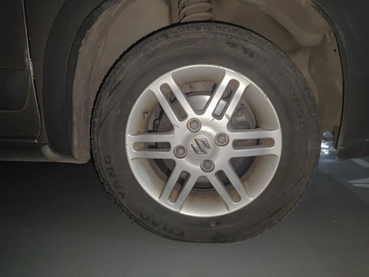 Suzuki Wagon R X5 2013 Luxury Edition 1.4L Standard Model — миниатюра 8