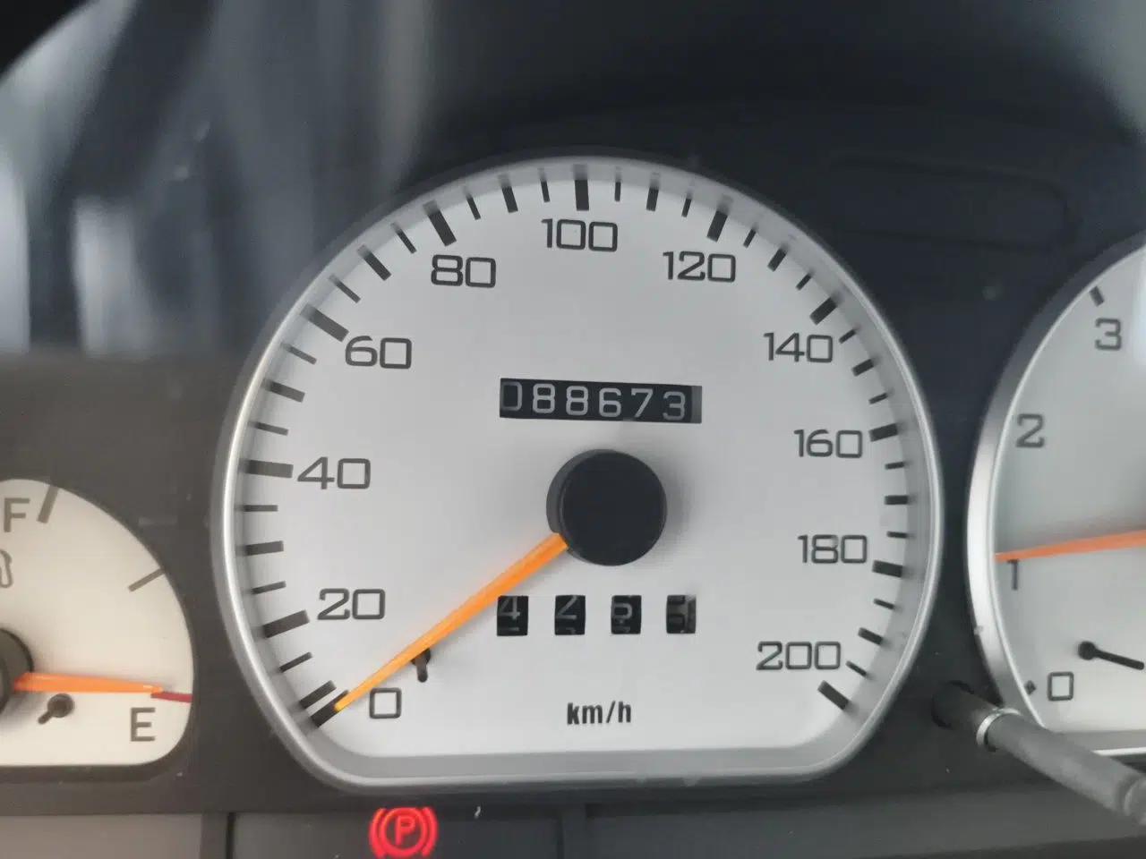 Suzuki Lingyang 2012 1.3L Standard Version — миниатюра 13