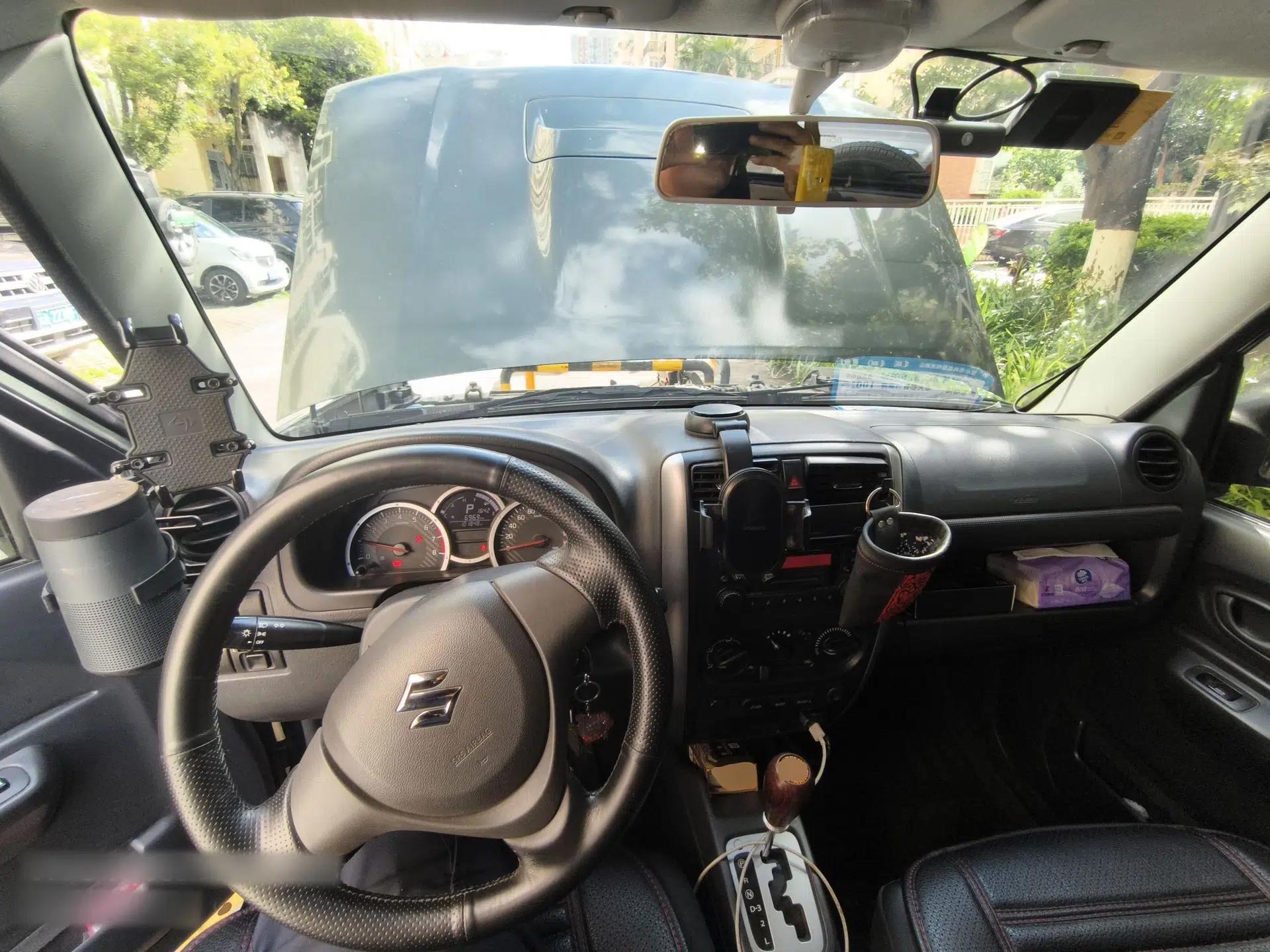 Suzuki Jimny 2015 1.3 AT JLX — миниатюра 10