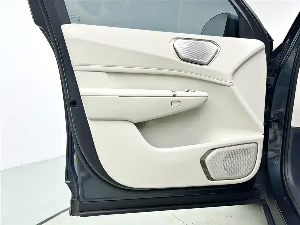 Lynk & Co 900 2025 2.0T Ultra 6-seater — миниатюра 11