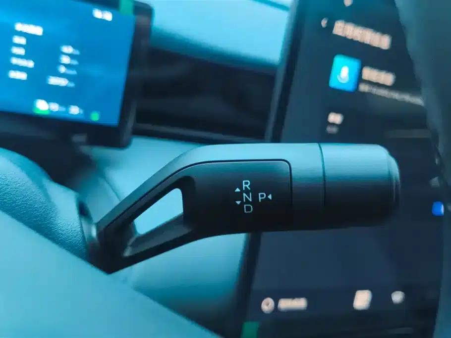 Lynk & Co Z20 2025 Model 530km RWD Pro — миниатюра 16