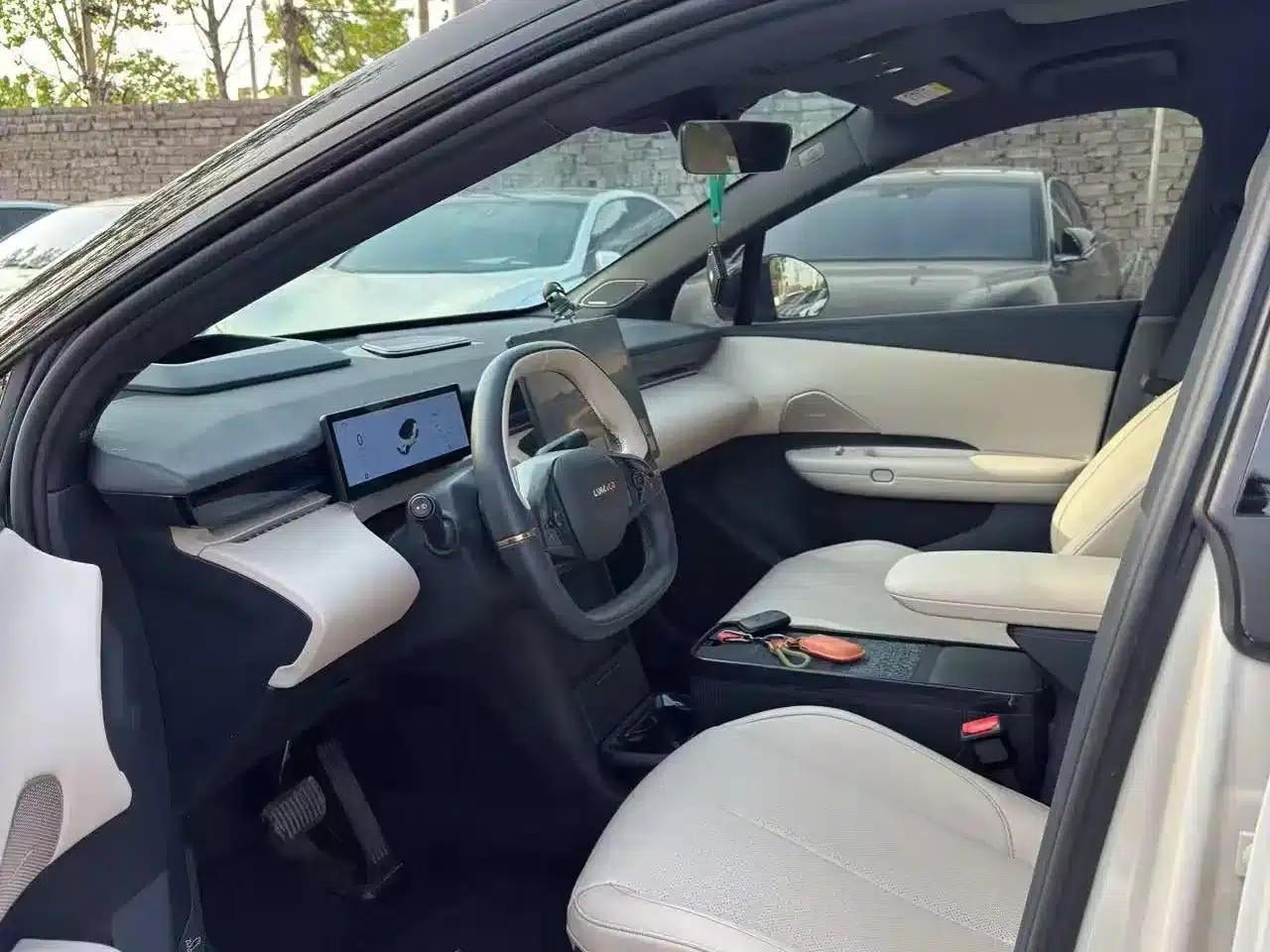 Lynk & Co Z20 2025 Model 530km RWD Max Sunrise Edition — миниатюра 4