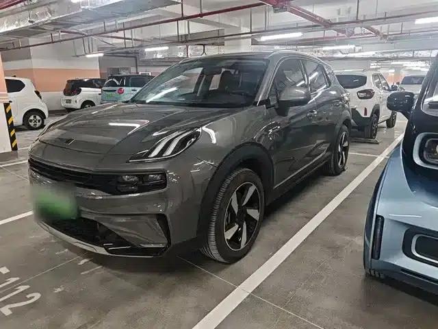 Lynk & Co 06 EM-P 2020 PHEV Plus