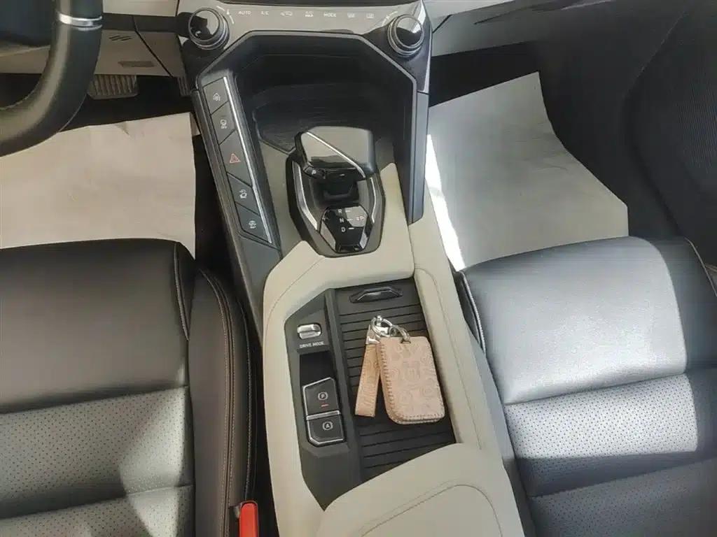 Lynk & Co 06 EM-P 2020 PHEV Plus — миниатюра 14