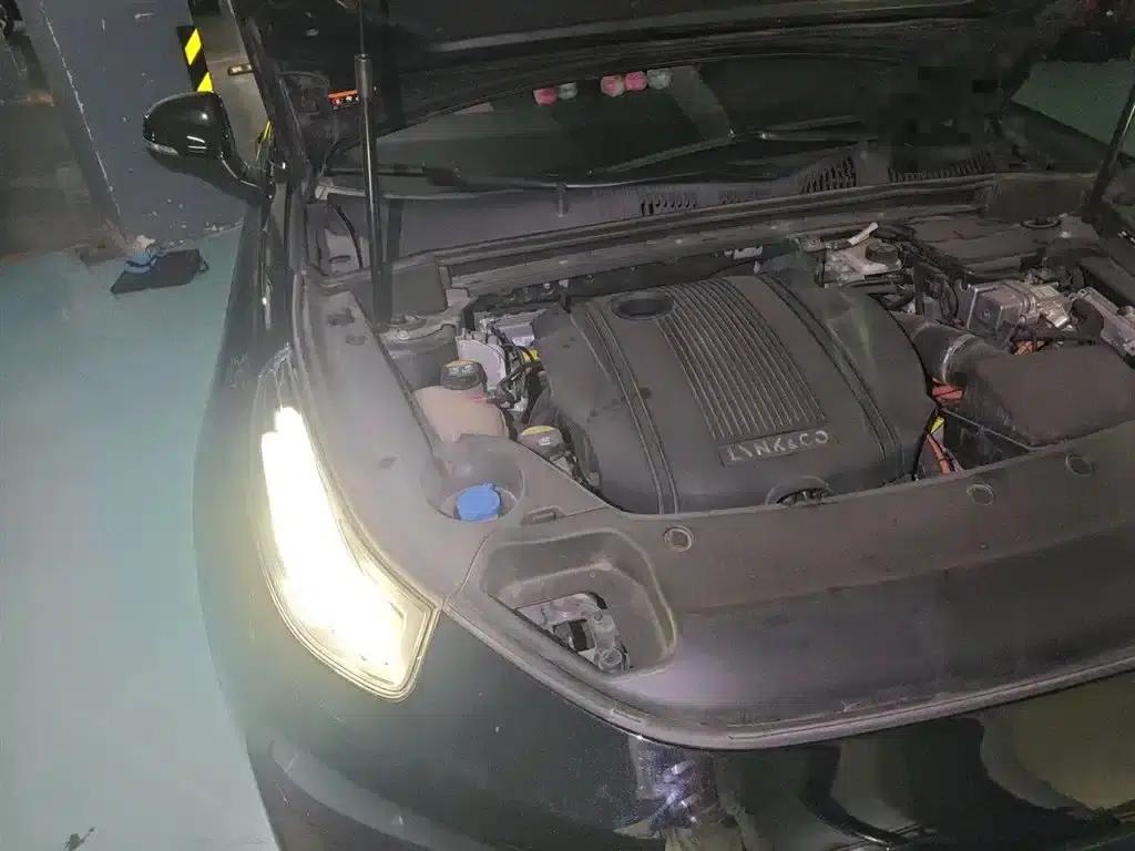 Lynk & Co 03 PHEV 2021 1.5T — миниатюра 21