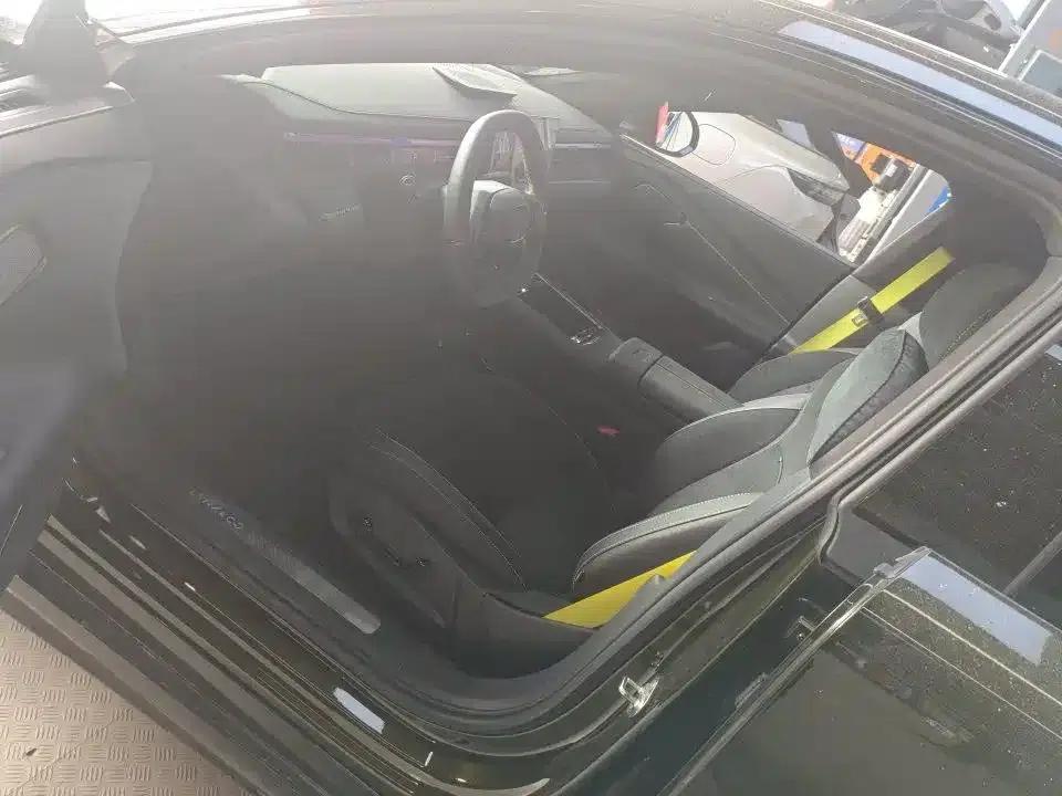 Lynk & Co 10 2025 240 AWD Ultra Sport Edition H7 — миниатюра 3