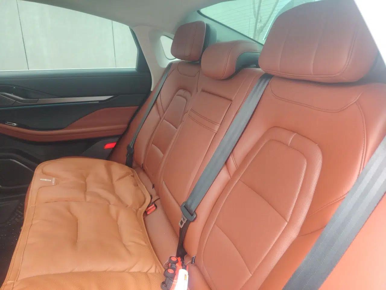 Lincoln Z 2022 iXiang Zunyi Edition — миниатюра 18