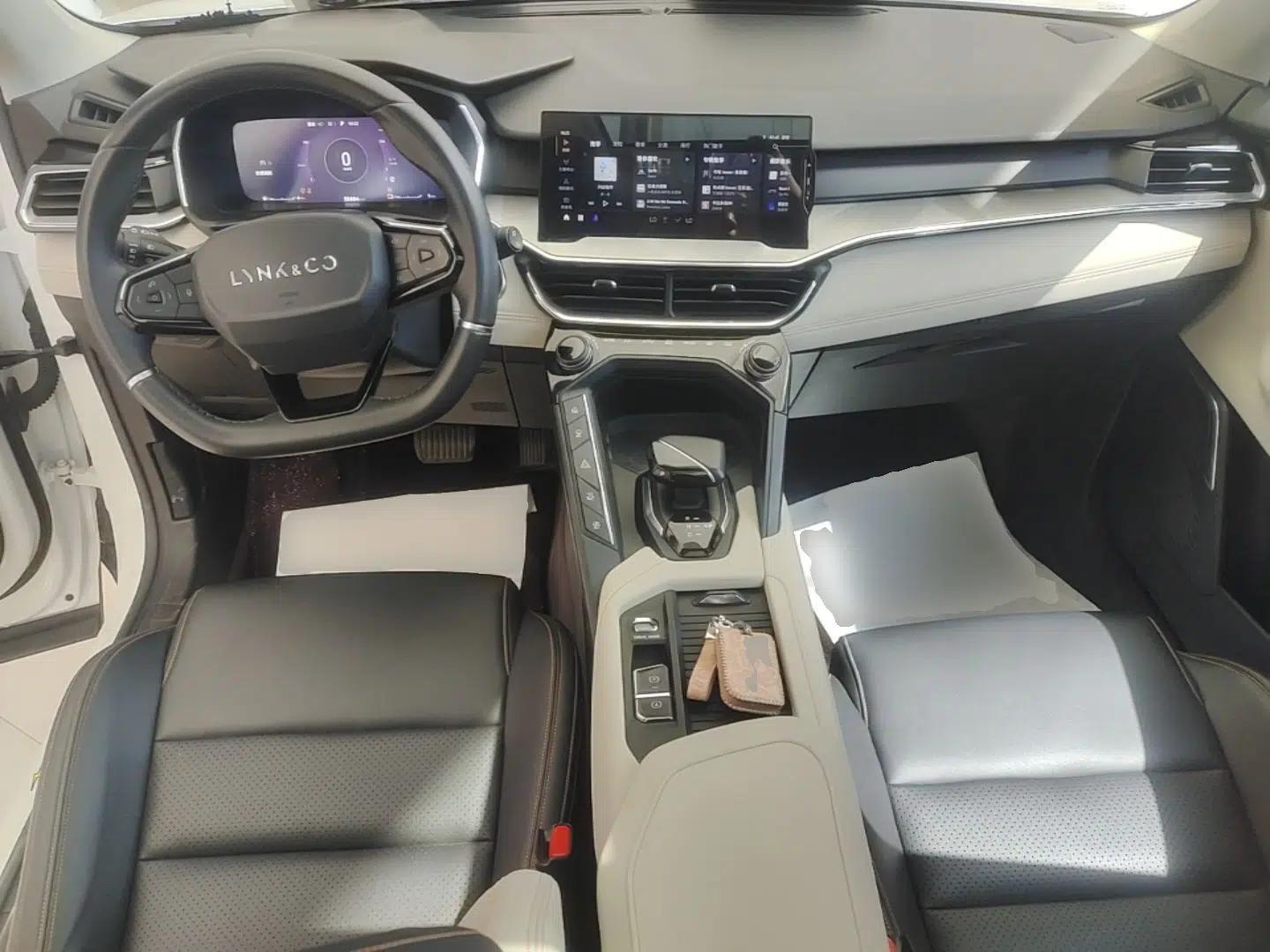 Lynk & Co 06 EM-P 2020 PHEV Plus — миниатюра 13