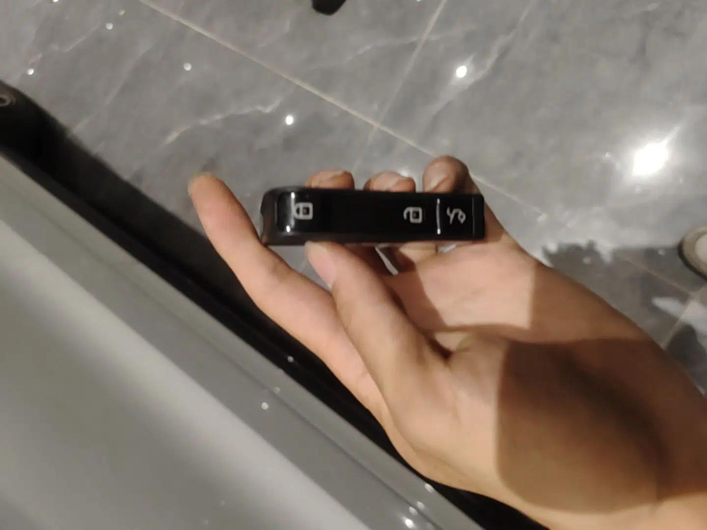 Lynk & Co 01 EM-P 2021 1.5TD PHEV Halo — миниатюра 12
