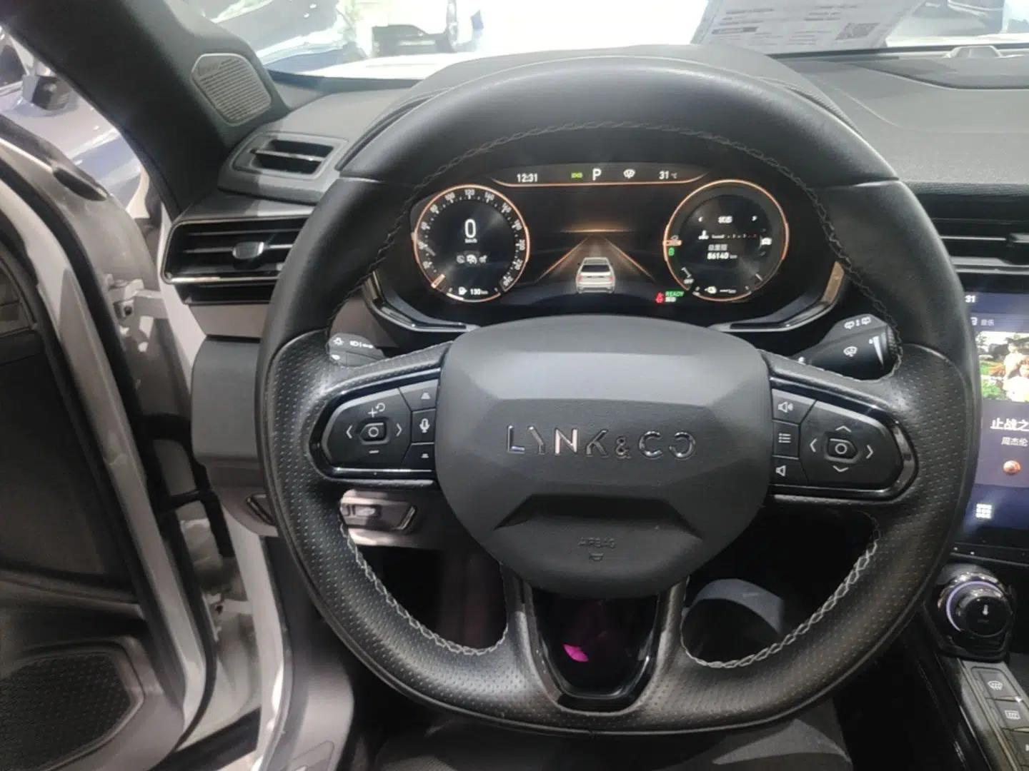 Lynk & Co 01 EM-P 2021 1.5TD PHEV Halo — миниатюра 14