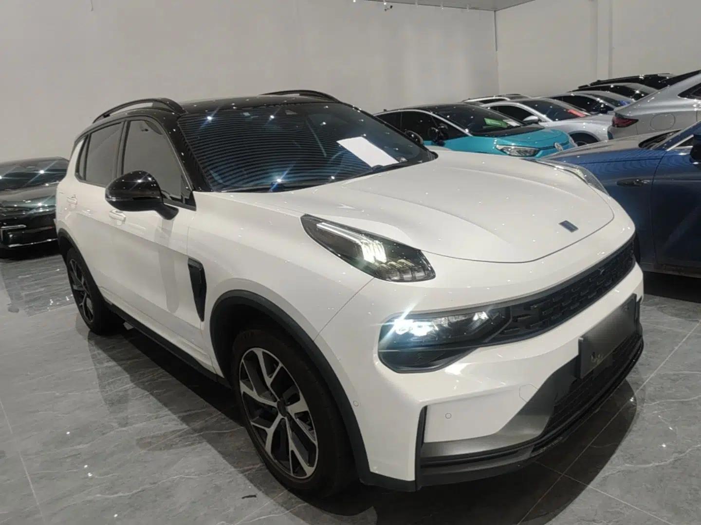 Lynk & Co 01 EM-P 2021 1.5TD PHEV Halo — миниатюра 3
