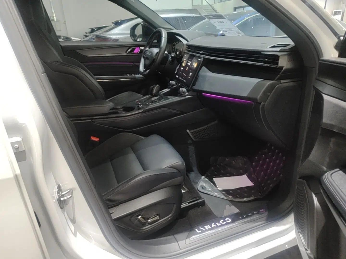 Lynk & Co 01 EM-P 2021 1.5TD PHEV Halo — миниатюра 23