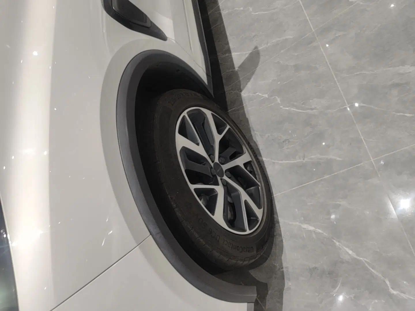 Lynk & Co 01 EM-P 2021 1.5TD PHEV Halo — миниатюра 8