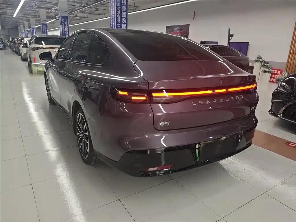 Leapmotor B01 2025 Model 550 LiDAR Edition — миниатюра 7