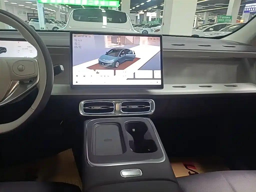 Leapmotor B01 2025 Model 550 LiDAR Edition — миниатюра 13