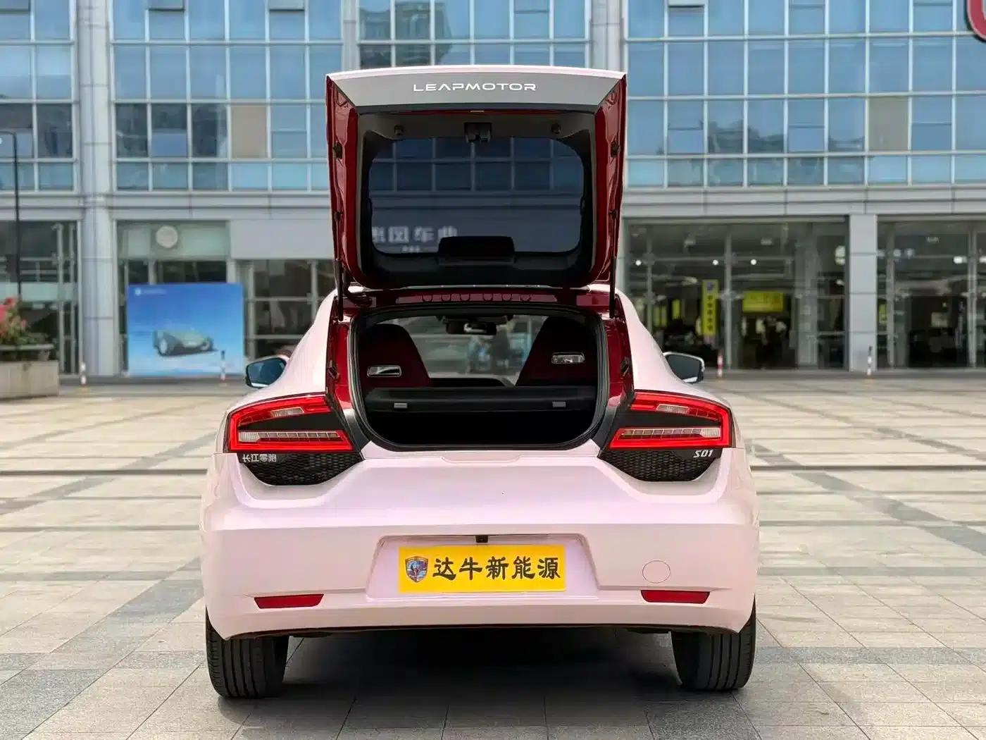 Leapmotor S01 2019 380 Pro — миниатюра 11