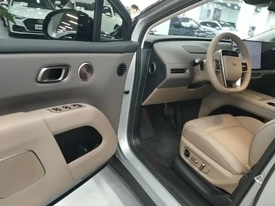 Li Auto i8 2025 Model Standard Version — миниатюра 19