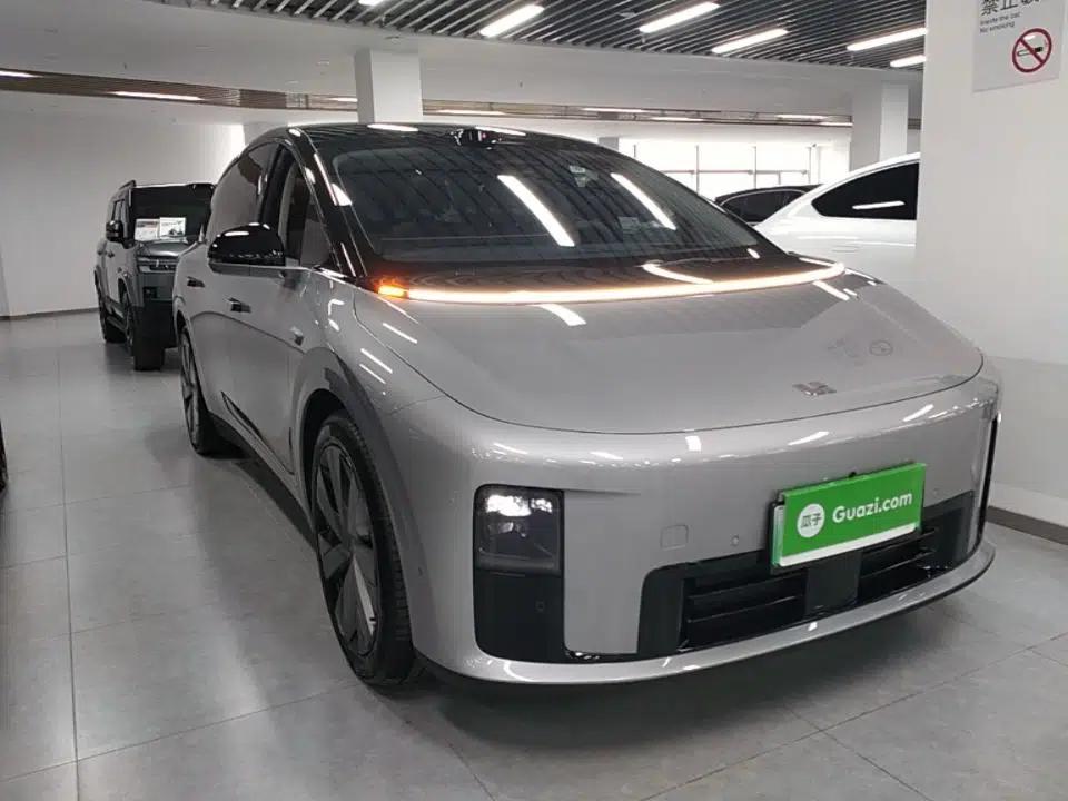 Li Auto i8 2025 Model Standard Version — миниатюра 3