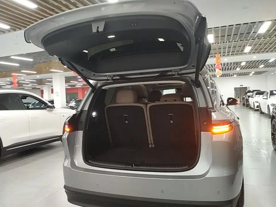 Li Auto i8 2025 Model Standard Version — миниатюра 22