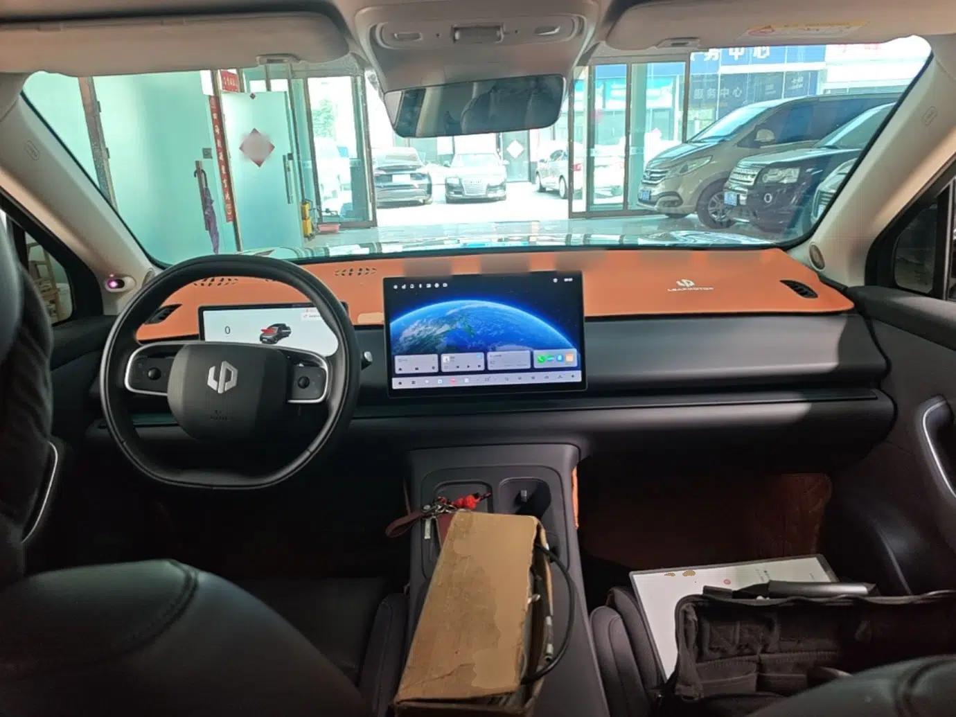 Leapmotor C16 2024 Range-Extended 200 Luxury Edition — миниатюра 12