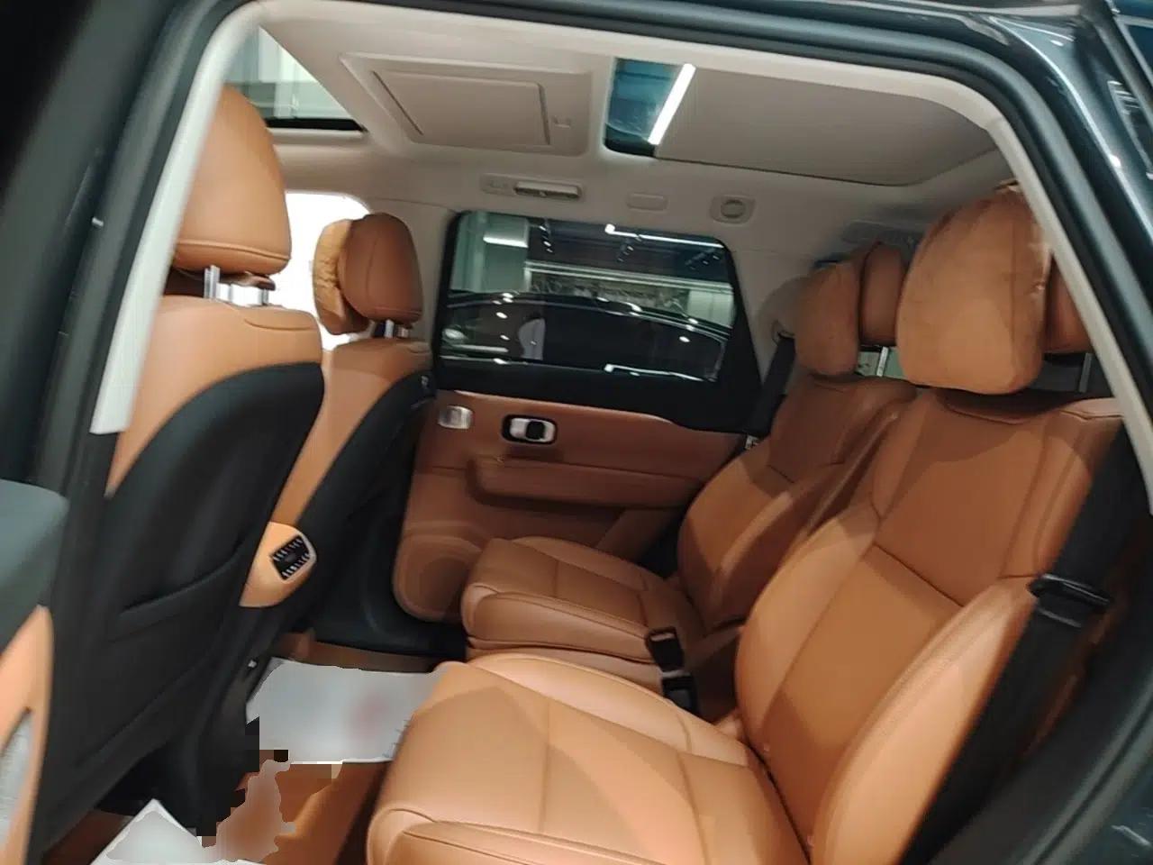 Leapmotor C16 2024 Range-Extended 200 Luxury Edition — миниатюра 20