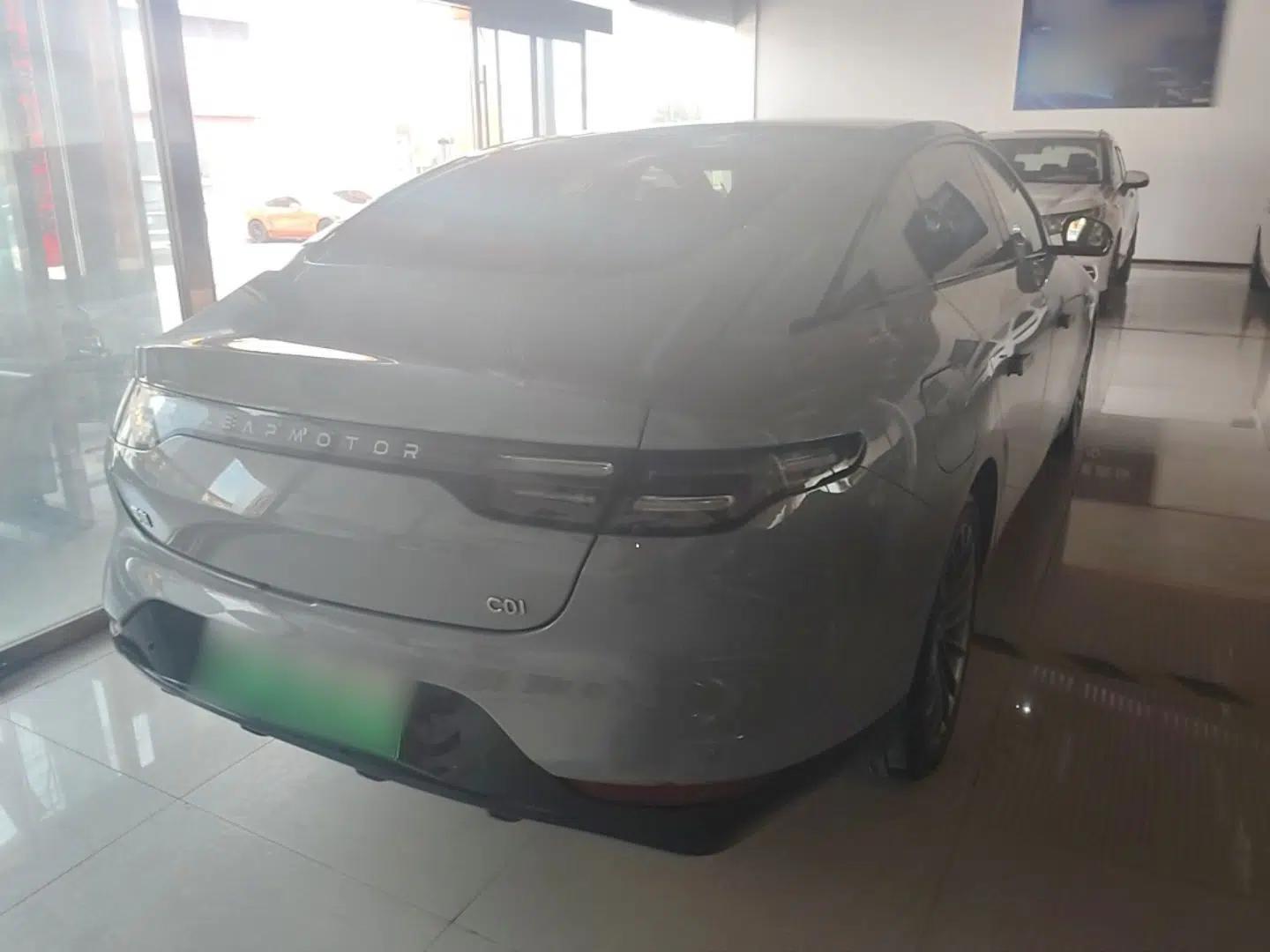 Leapmotor C01 2024 Pure Electric 525 Luxury Edition — миниатюра 4