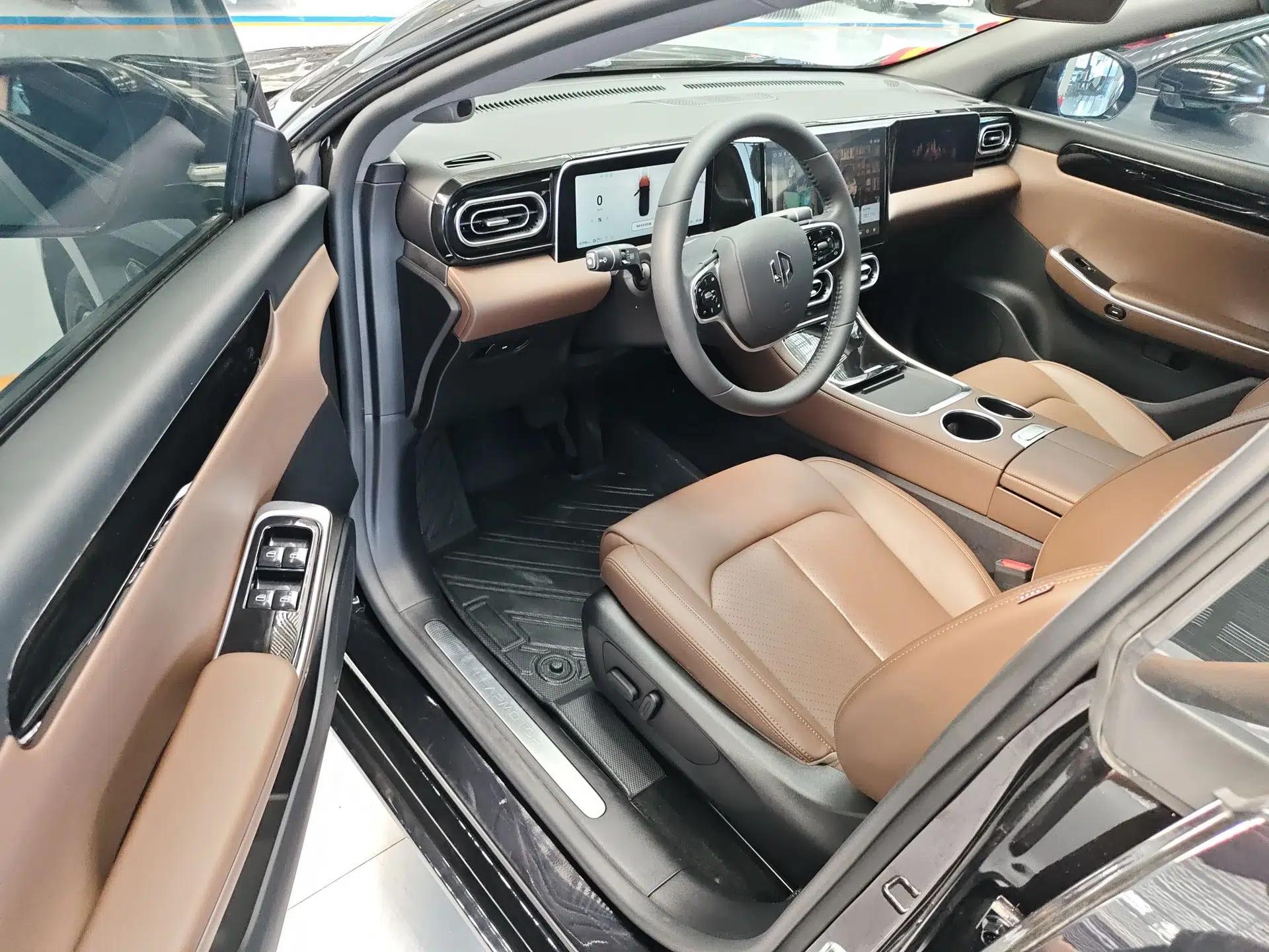 Leapmotor C01 2023 525 Comfort Edition — миниатюра 7