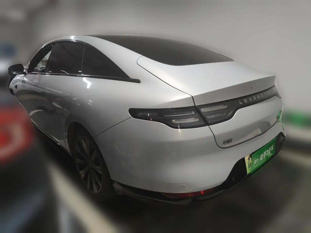 Leapmotor C01 2023 525 Comfort Edition — миниатюра 4