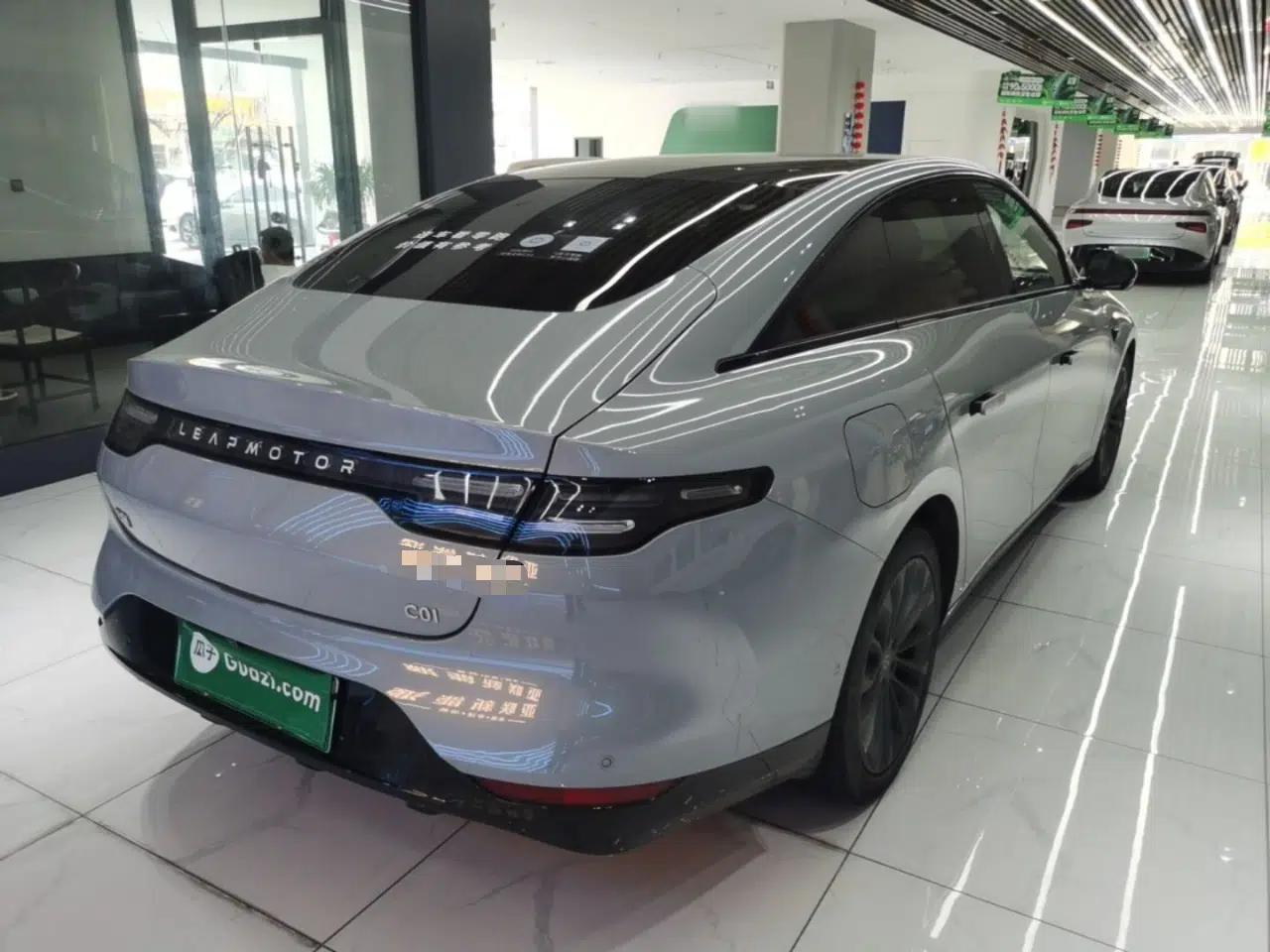 Leapmotor C01 2024 Pure Electric 525 Luxury Edition — миниатюра 6