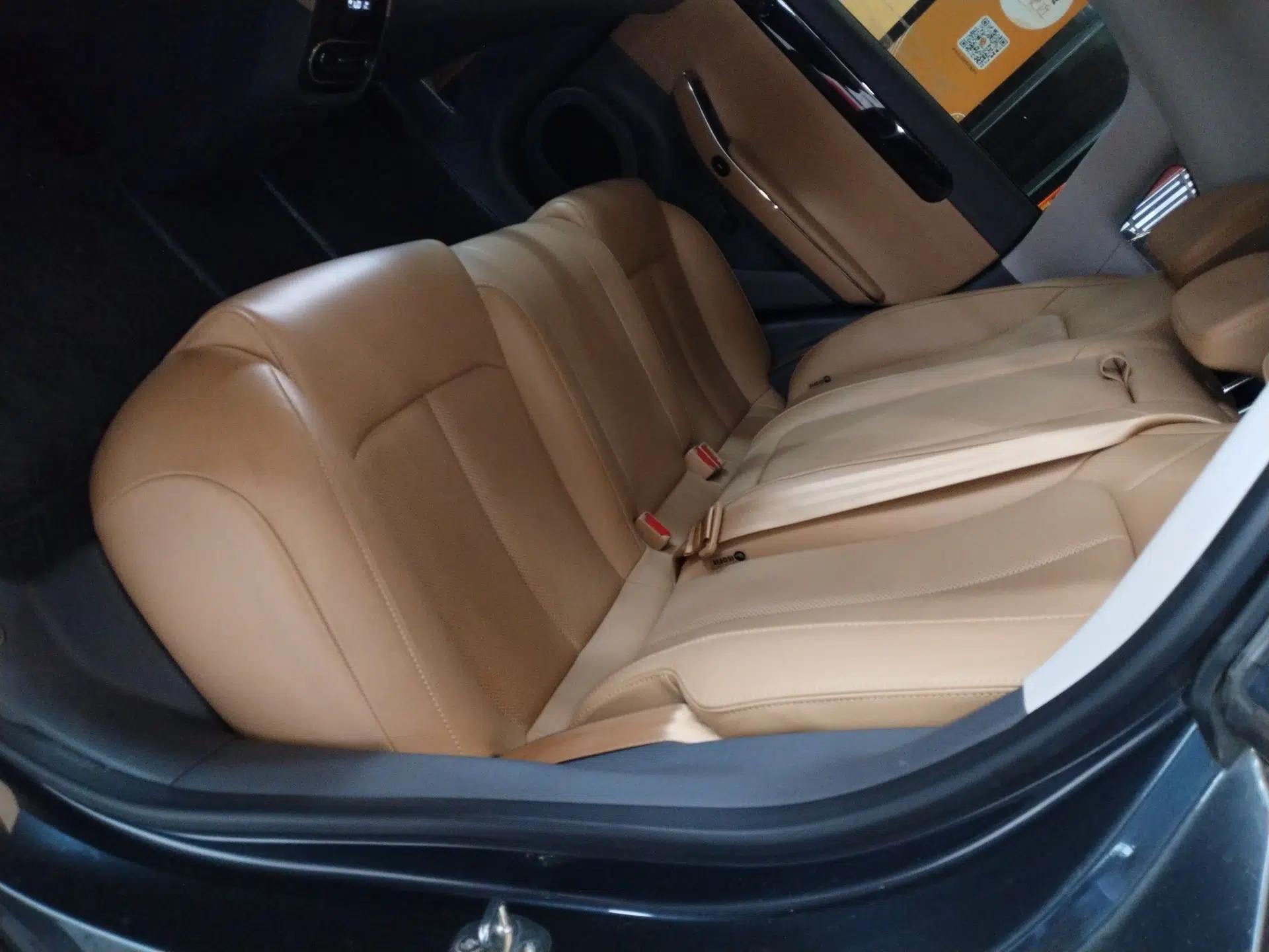 Leapmotor C01 2024 Range-Extended 216 Luxury Edition — миниатюра 19