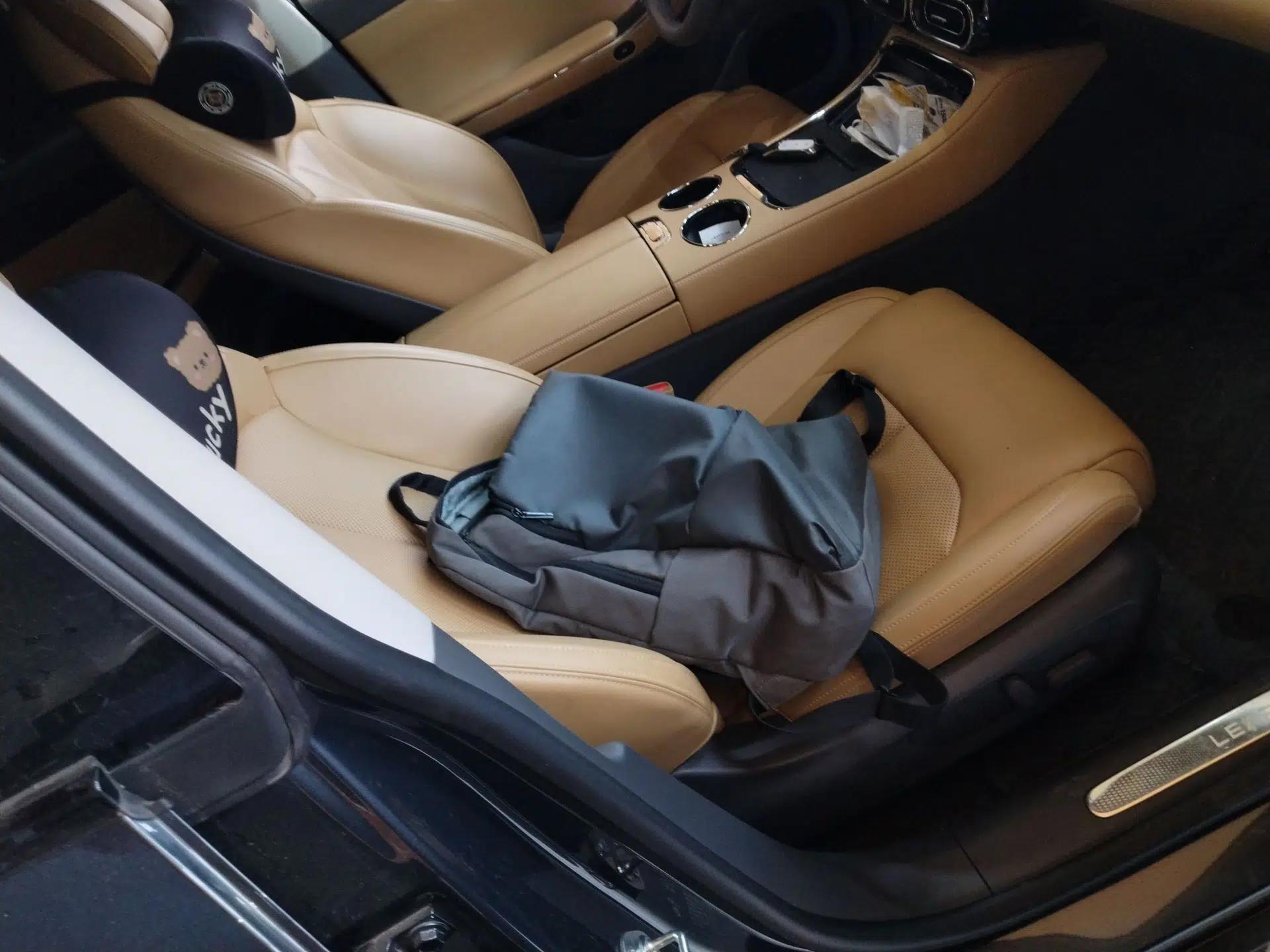 Leapmotor C01 2024 Range-Extended 216 Luxury Edition — миниатюра 23