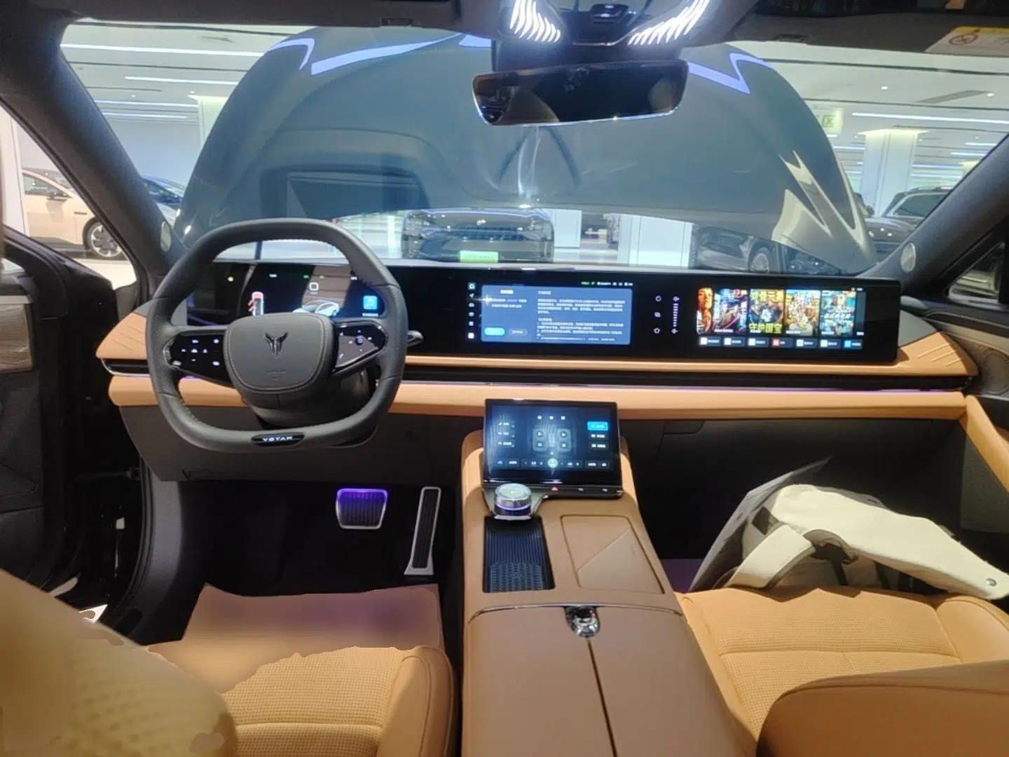 VOYAH PASSION 2024 PHEV Four-Wheel Drive Ultra-Long Range Flagship Model — миниатюра 13