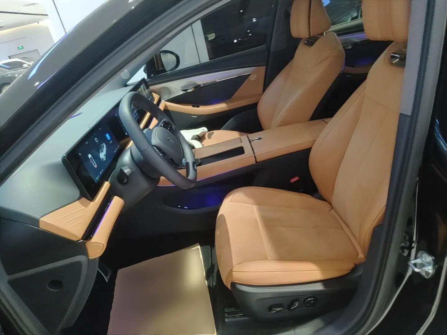 VOYAH PASSION 2024 PHEV Four-Wheel Drive Ultra-Long Range Flagship Model — миниатюра 18