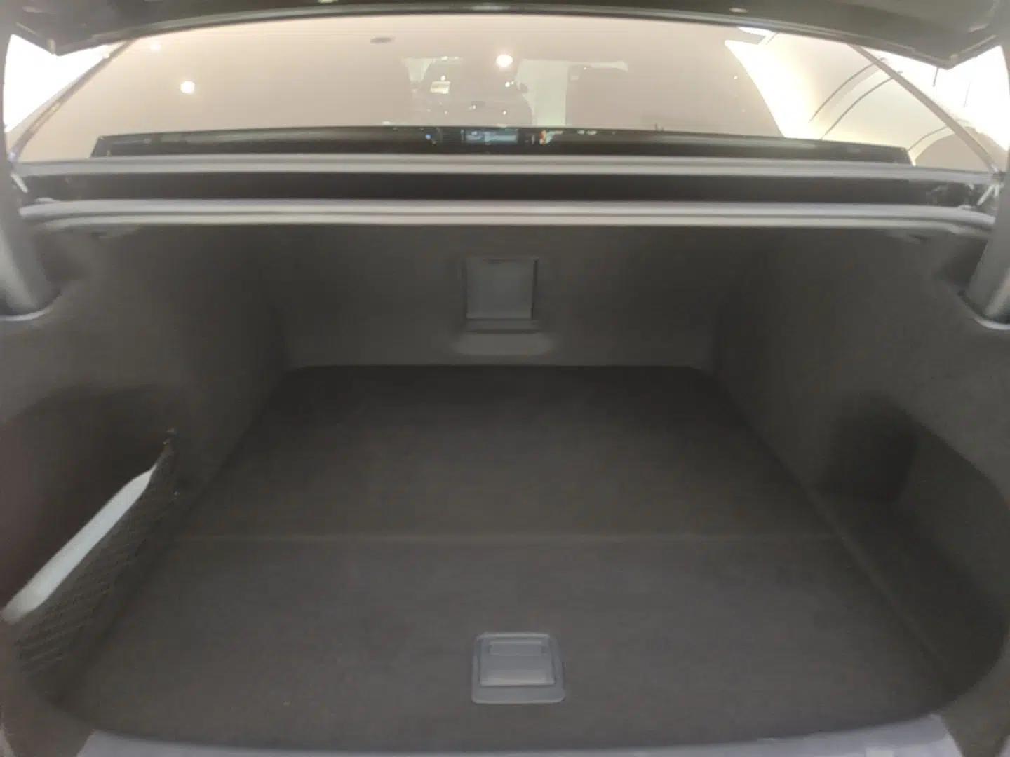 VOYAH PASSION 2024 PHEV Four-Wheel Drive Ultra-Long Range Flagship Model — миниатюра 22