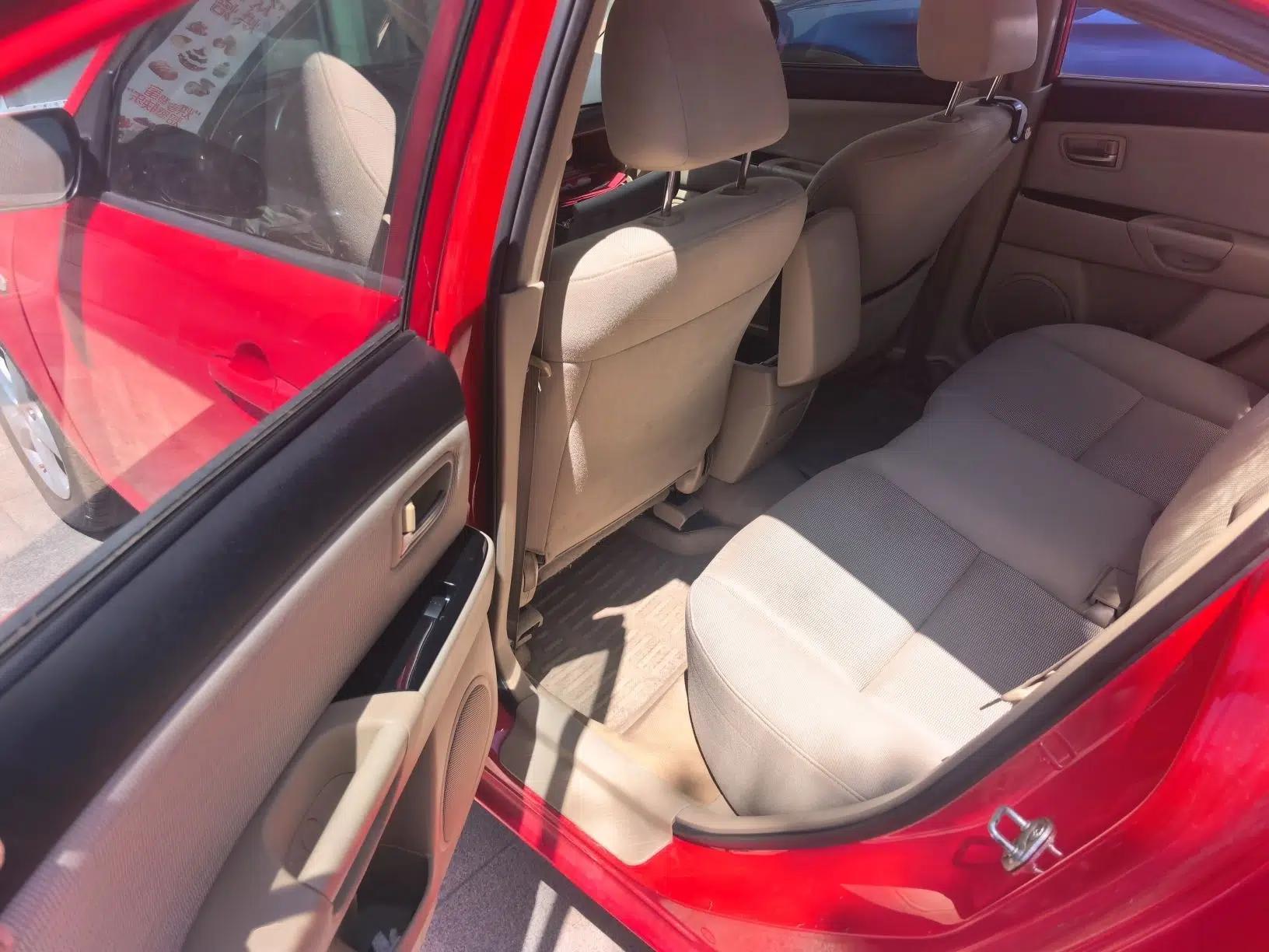 Mazda 3 2010 1.6L Automatic Classic Elite Edition — миниатюра 18
