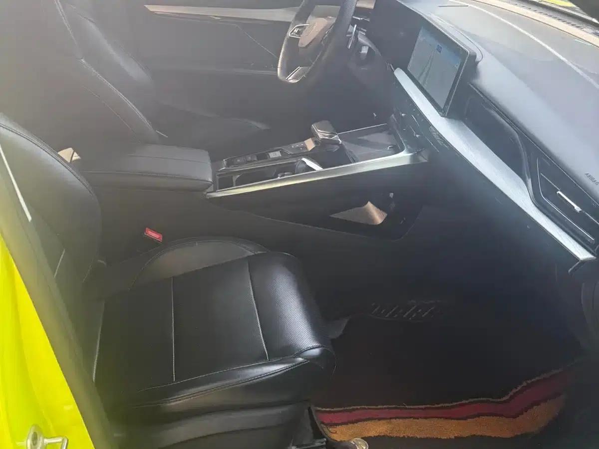 MG5 Scorpio 2022 1.5T Luxury Edition — миниатюра 5