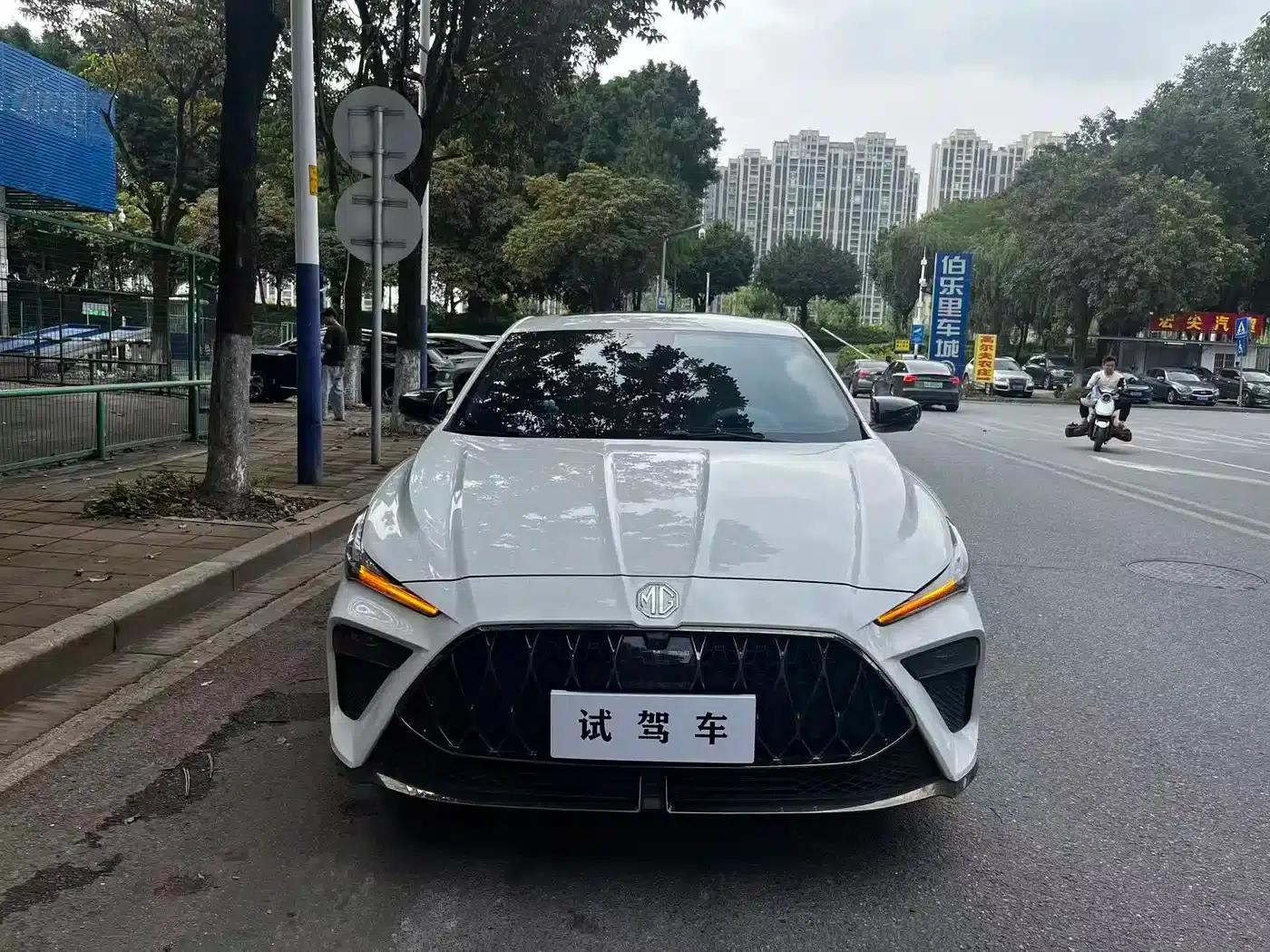 MG5 Scorpio 2022 1.5T Trophy Sport Flagship Edition — миниатюра 2
