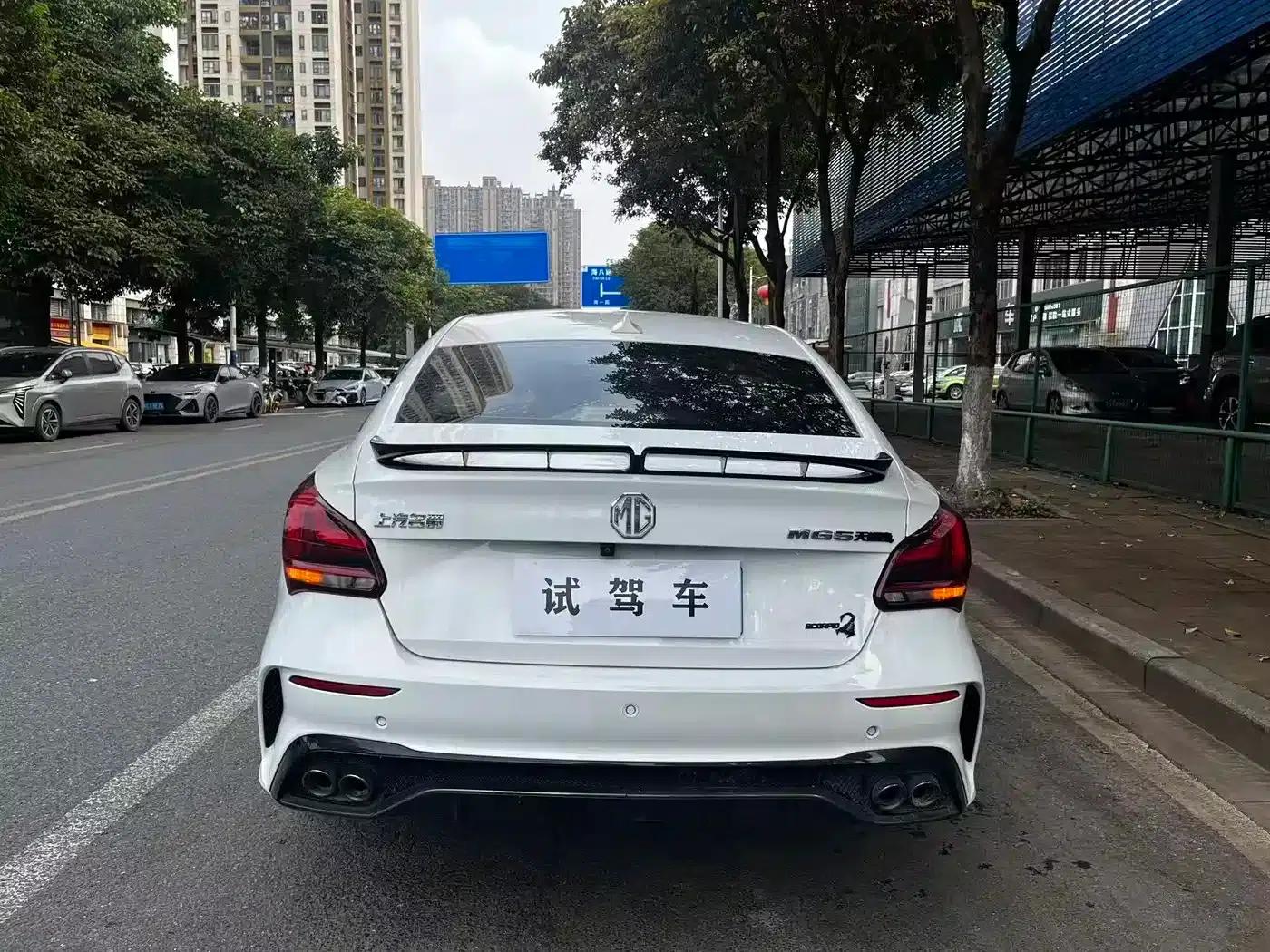MG5 Scorpio 2022 1.5T Trophy Sport Flagship Edition — миниатюра 12