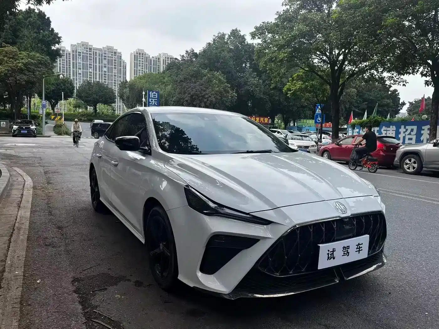 MG5 Scorpio 2022 1.5T Trophy Sport Flagship Edition — миниатюра 3