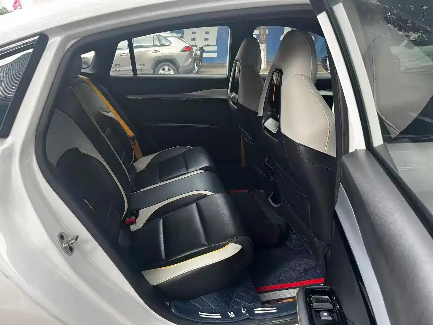MG5 Scorpio 2022 1.5T Trophy Sport Flagship Edition — миниатюра 5