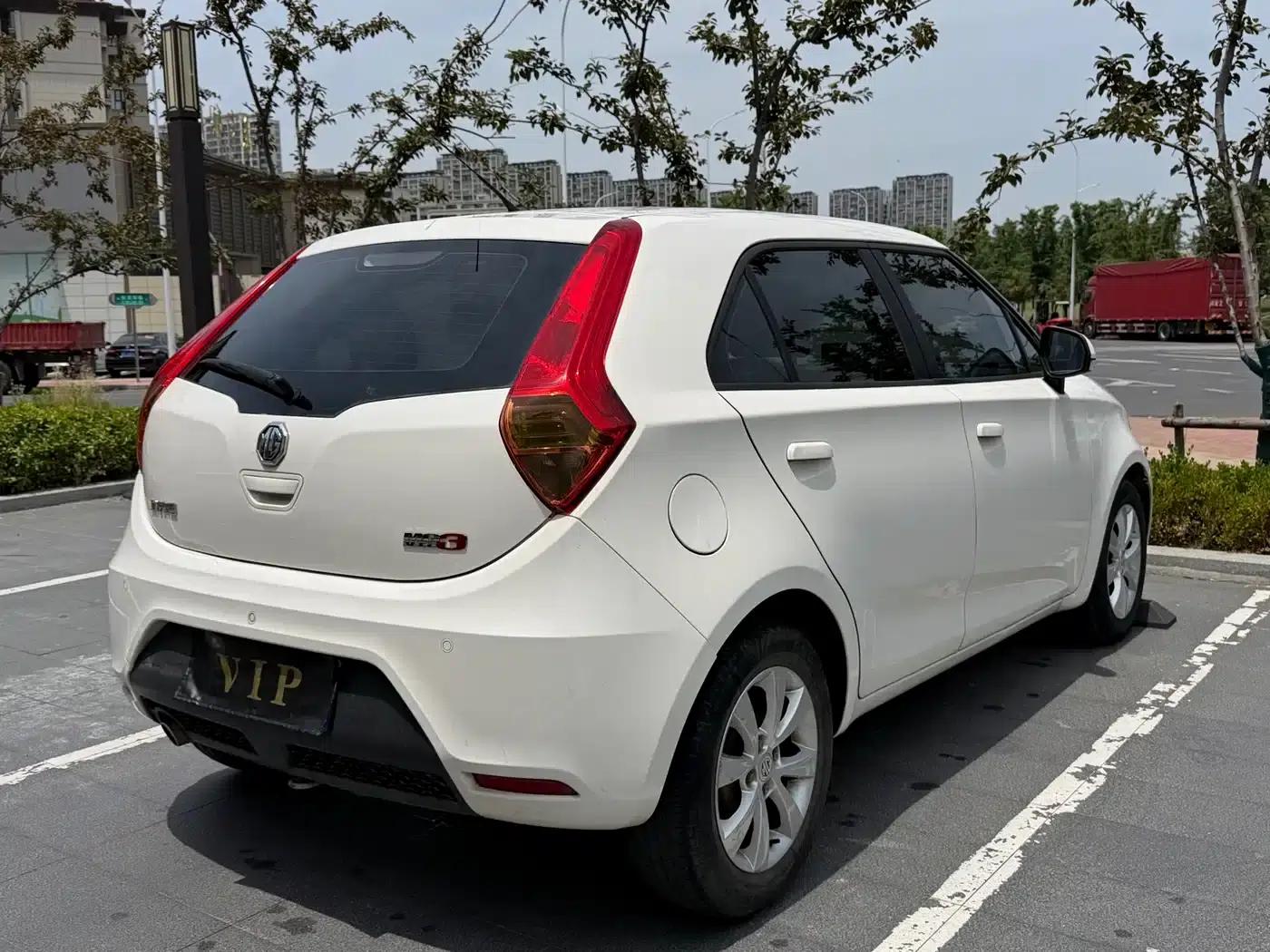 MG3 2013 1.5L AMT Elite Edition — миниатюра 4
