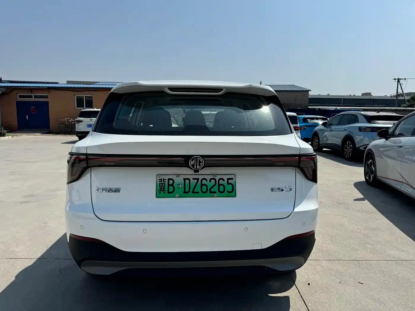 MG ES5 2025 425pro Rear-Wheel Drive — миниатюра 10