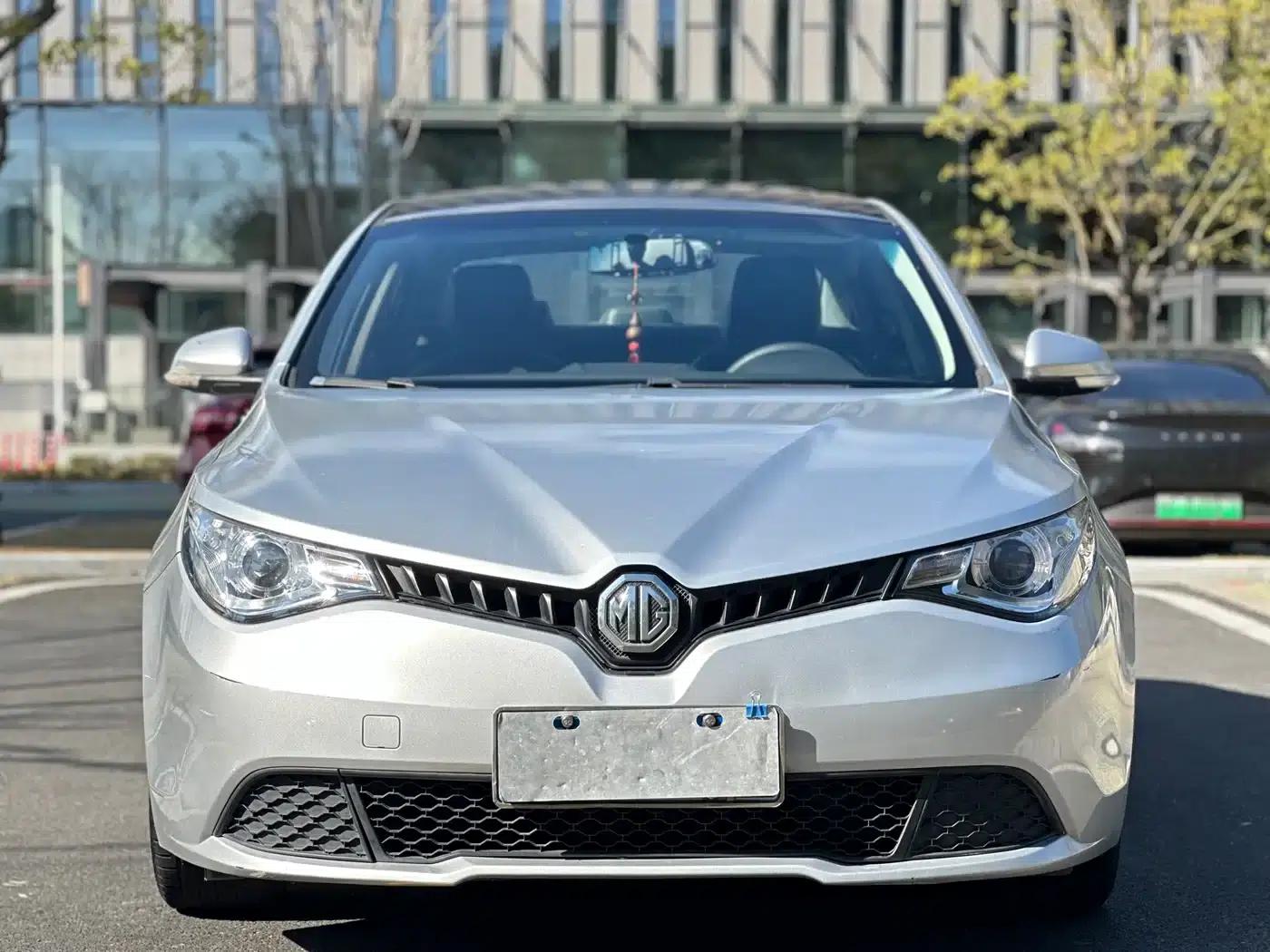 2015 Toyota GT 1.5T Automatic Elite Edition — миниатюра 2