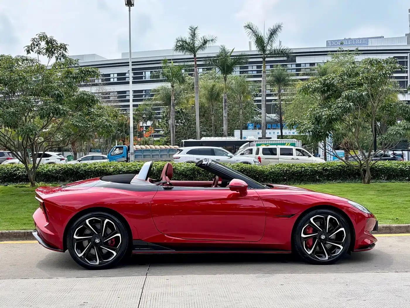 2024 MG Cyberster 580km/h Superb Edition — миниатюра 11