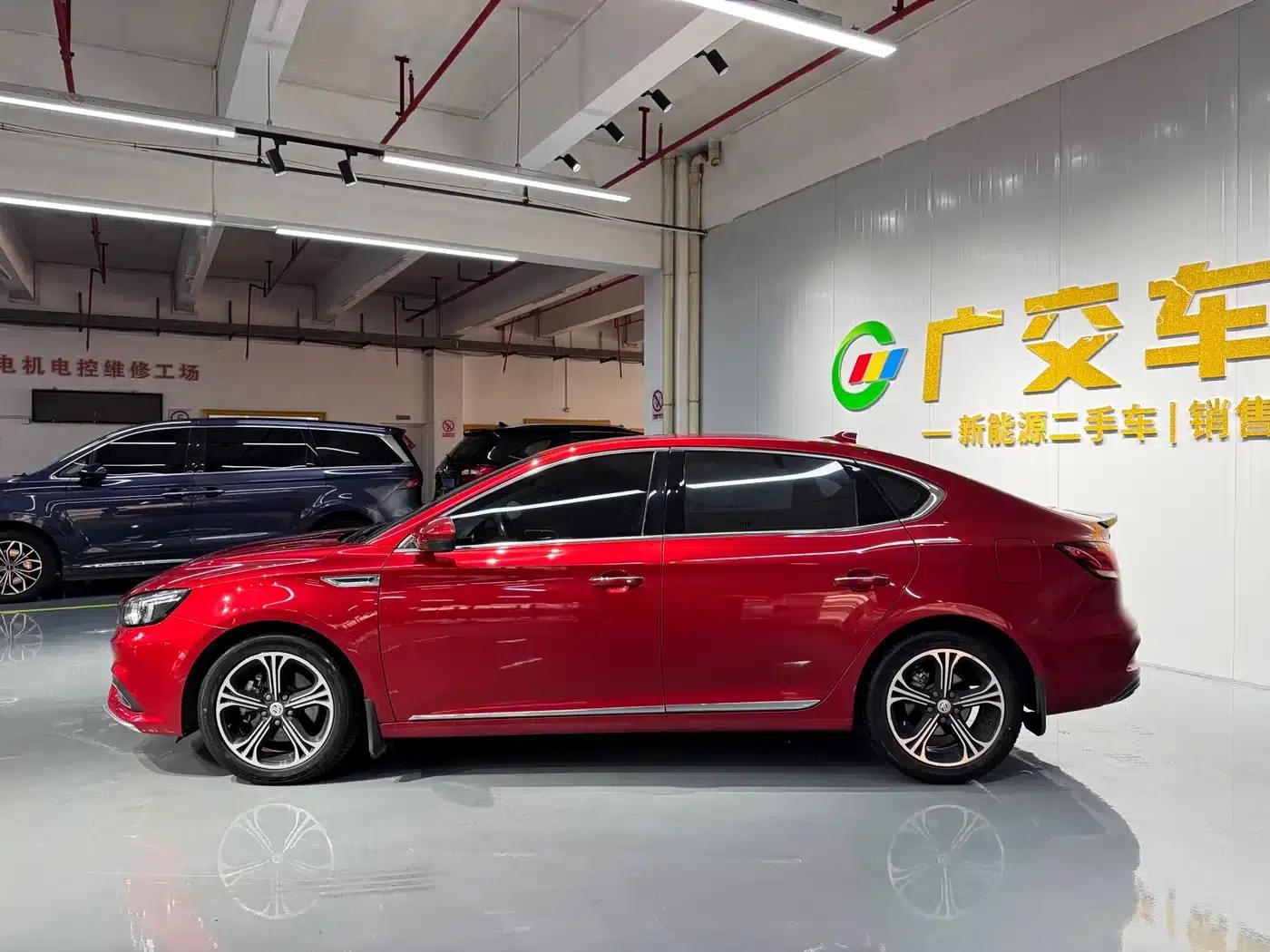 MG6 PHEV 2018 45T E-DRIVE Intelligent Hybrid Premium Internet Edition — миниатюра 3