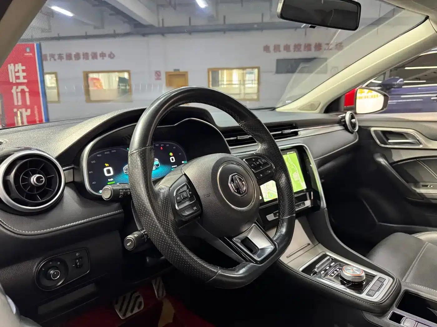 MG6 PHEV 2018 45T E-DRIVE Intelligent Hybrid Premium Internet Edition — миниатюра 8